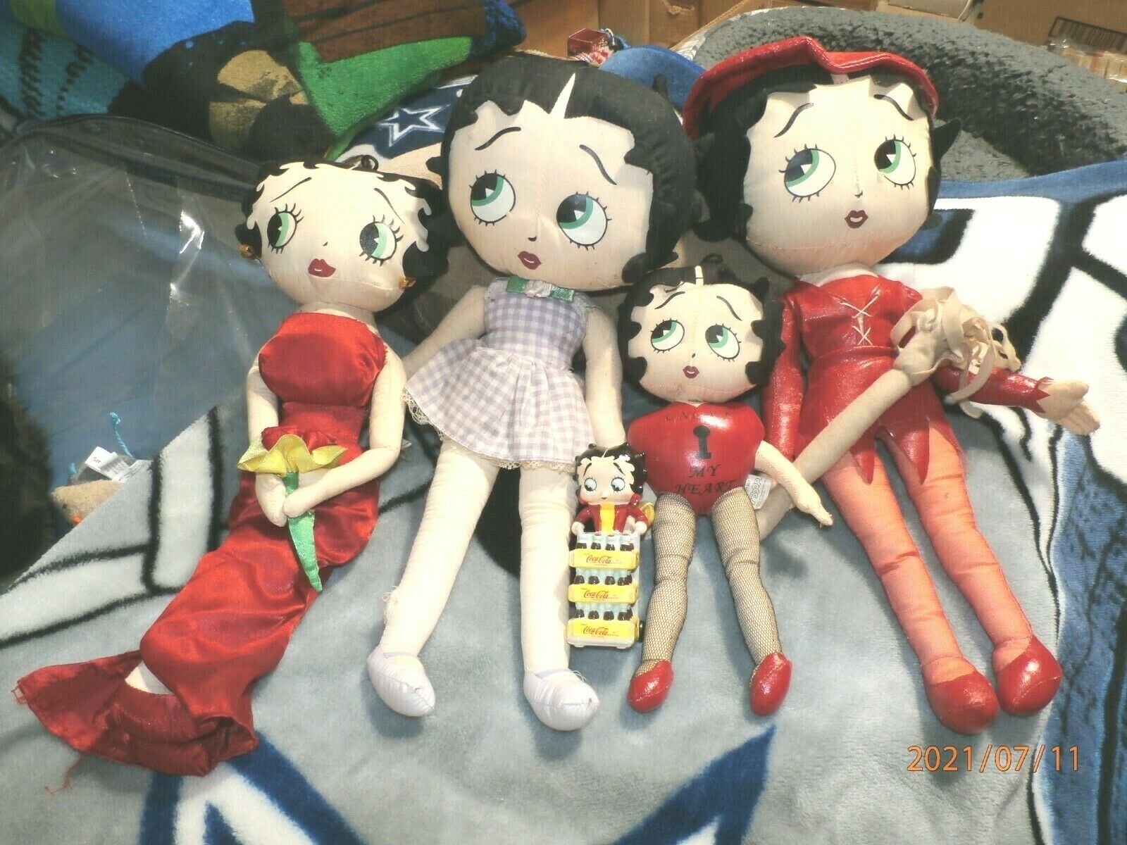 Betty Boop Lot Of 4 Dolls & Coca-cola  Betty Boop Figure