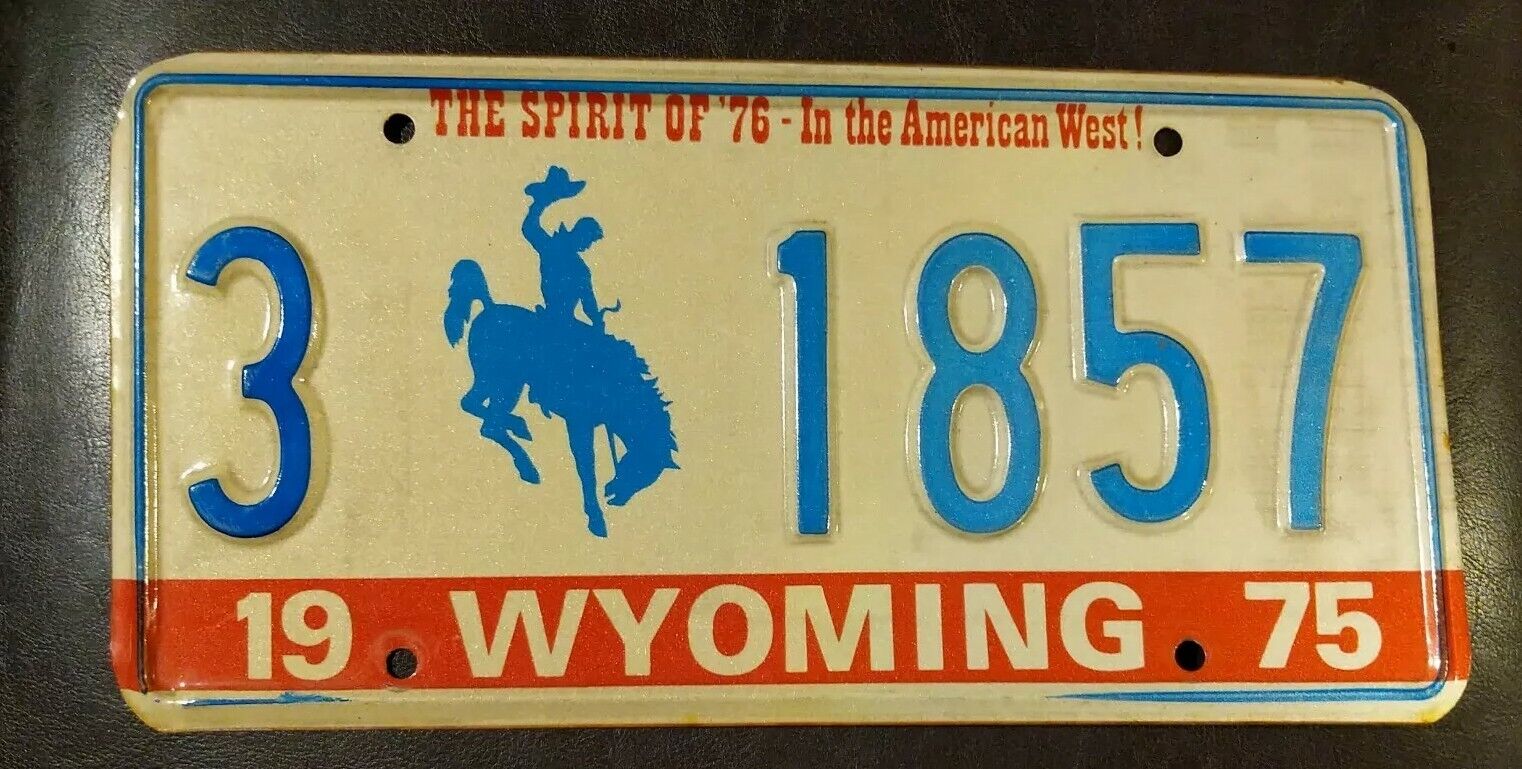 Original 1975 Wyoming License Plate Bi-centenial